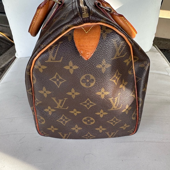 Louis Vuitton Brown Monogram Travel Bag - Picture 3 of 15
